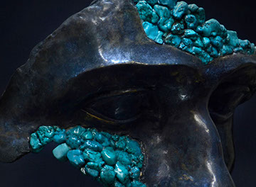 Giuseppe D'Angelo la scultura saggezza interiore un viso realizzato con materiali nobili come bronzo e ametista