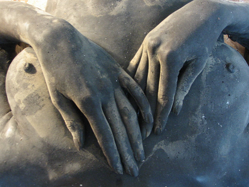 Giuseppe D'Angelo Scultura in cera nera realizzata per Vanessa Beecroft