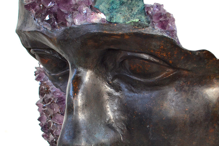Giuseppe D'Angelo scultura un viso in bronzo e marmo emperador