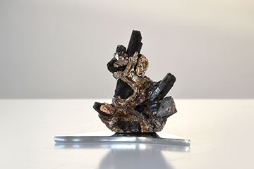 Giuseppe D'Angelo una scultura un viso in alabastro e bronzo 