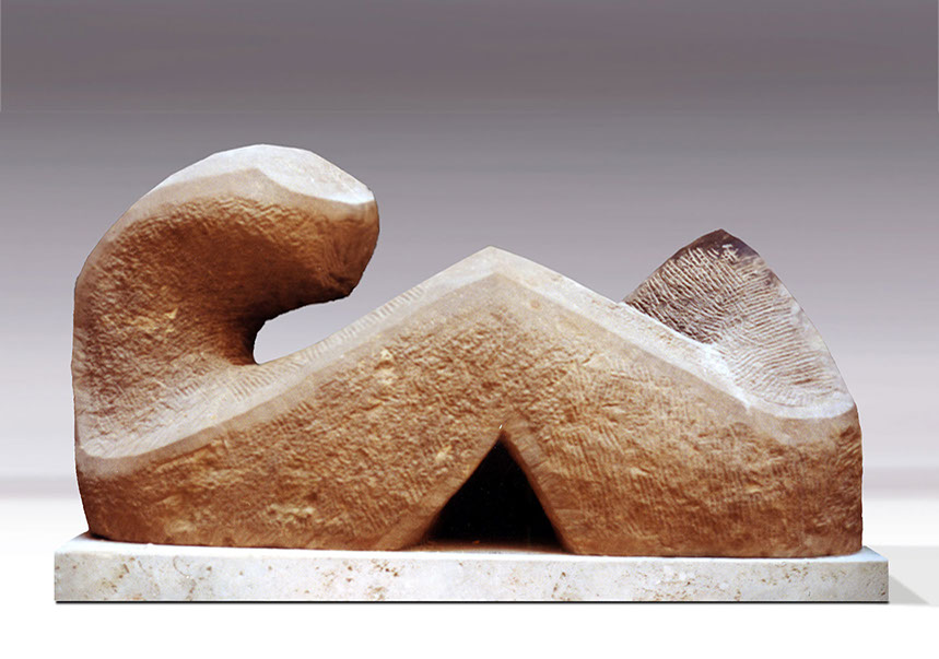 scultura donna in pietra di Siracusa