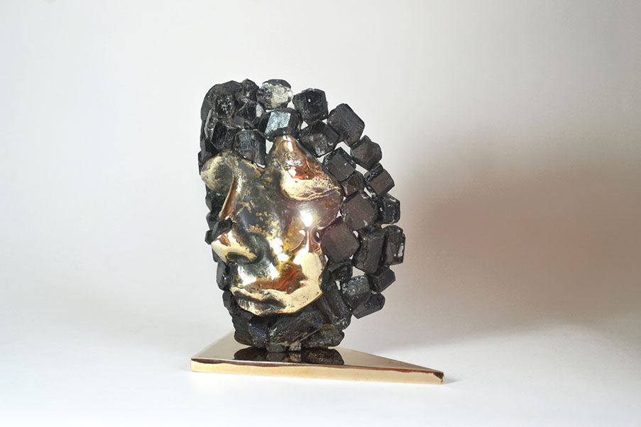 Giuseppe D'Angelo scultore opera in bronzo e tormalina nera
