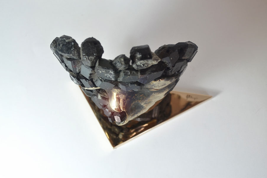 Giuseppe D'Angelo scultore opera in bronzo e tormalina nera
