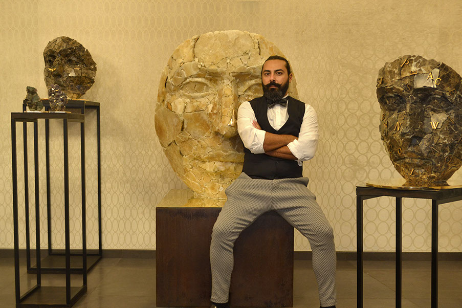 Giuseppe D'Angelo scultore, grande viso,&nbsp; opera in alabastro e bronzo