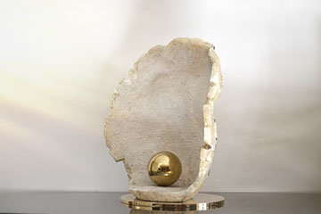 Giuseppe D'Angelo una scultura un viso in alabastro e bronzo 
