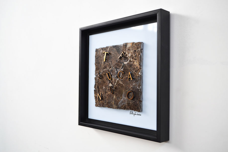 Giuseppe D'Angelo scultura marmo emperador e lettere in bronzo arte ai tempi del corona virus. suca