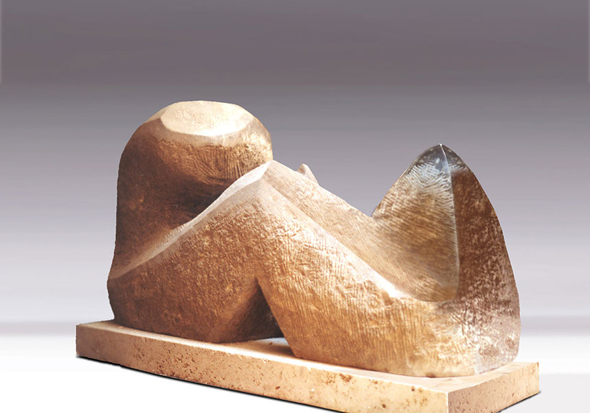 scultura donna in pietra di Siracusa