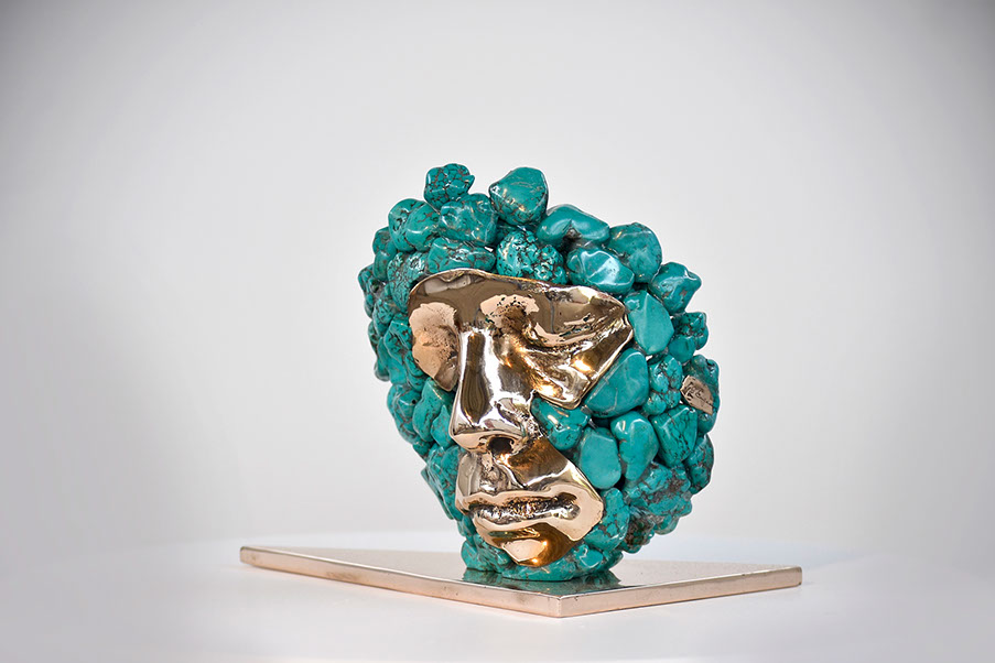 Giuseppe D'Angelo due&nbsp; sculture di visi in bronzo e howlite e marmo emperador